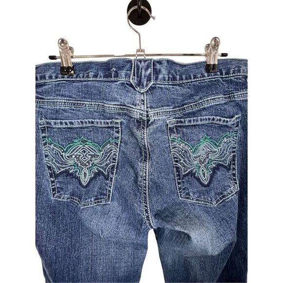 Metro 7 Low Rose Flare Jeans With Embroidery and Sequins On Bottom - Picture 5 of 5
